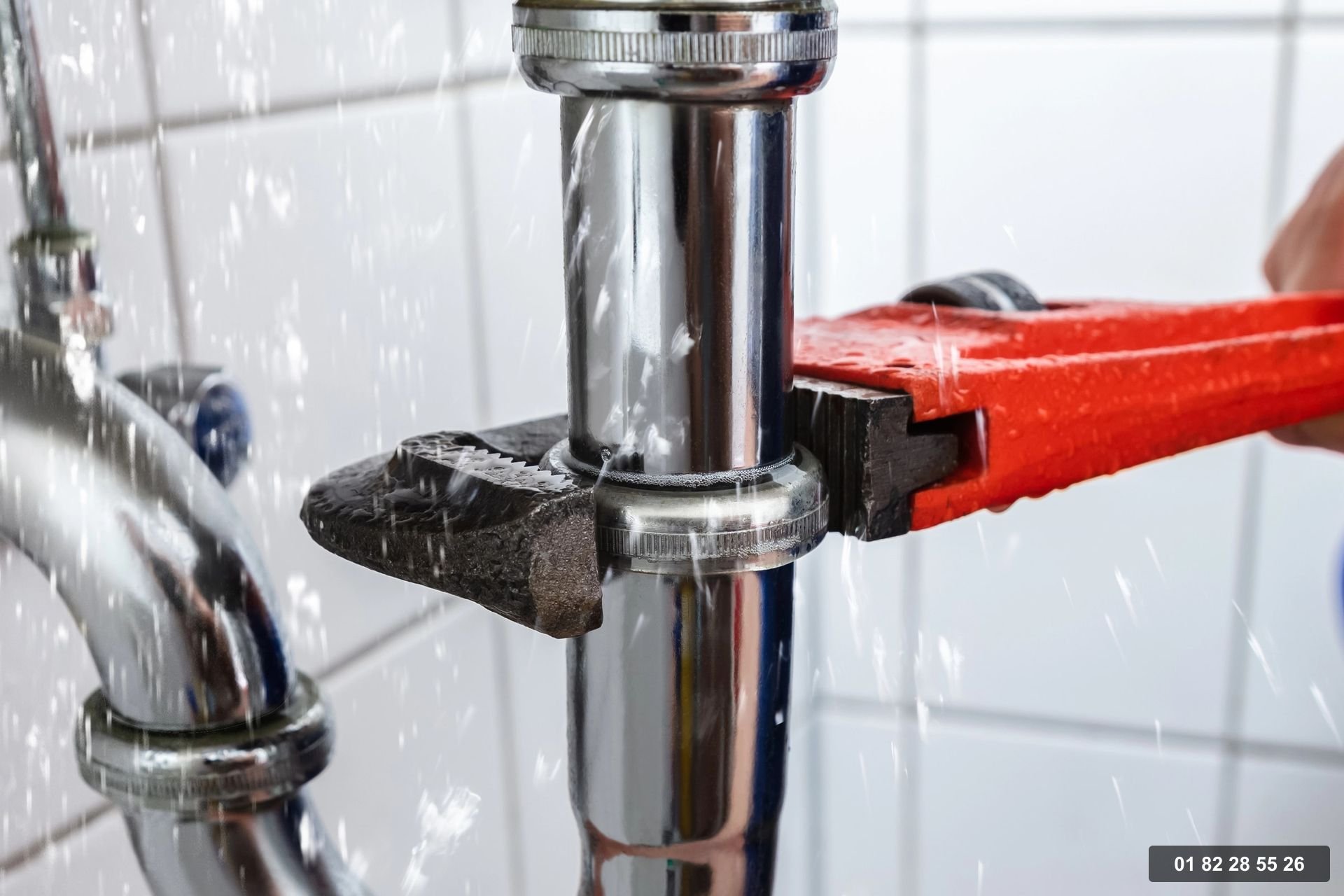 Plombier professionnel intervenant à Arnouville