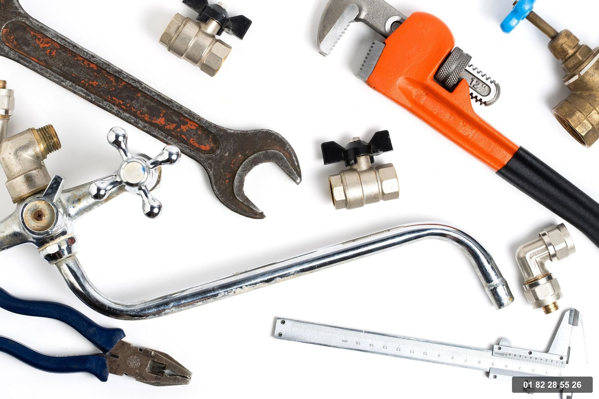 Plombier professionnel intervenant à Crosne